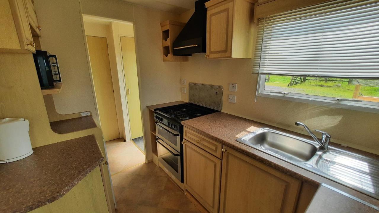 Villa Grey Alders Carmarthen Exterior foto