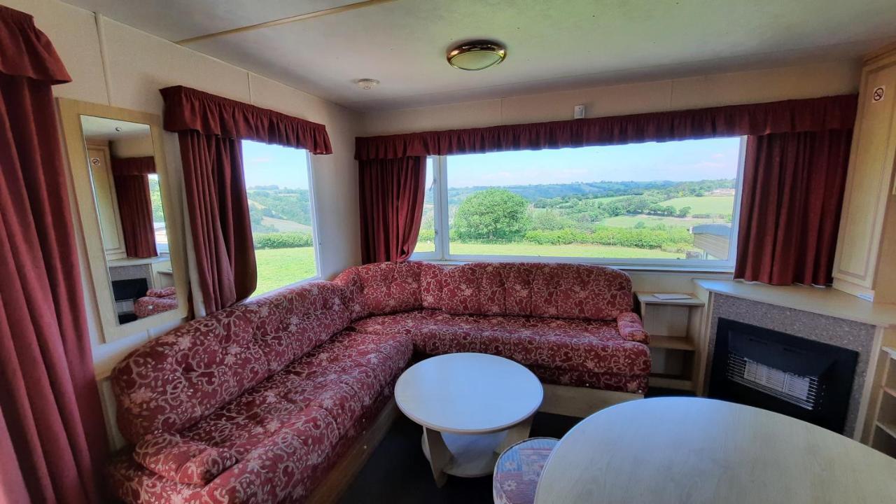 Villa Grey Alders Carmarthen Exterior foto